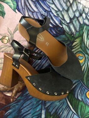 Sheridan Mia Black Pointed-Toe Ankle Strap Mules